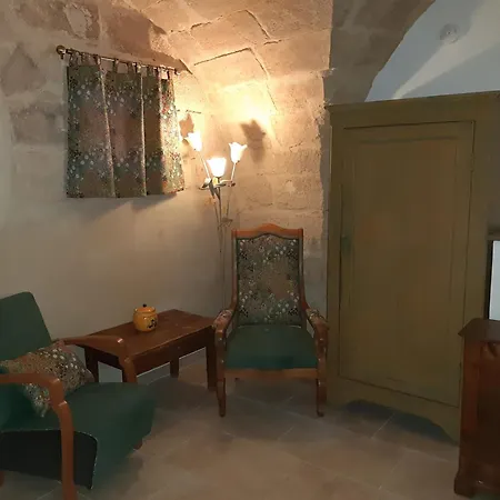 A Fleur De Rue, Calme, Proximité Et Fraîcheur Apartamento Uzès